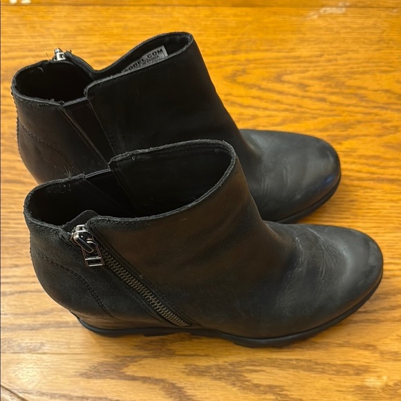 Sorel wedge boots - Picture 2 of 6